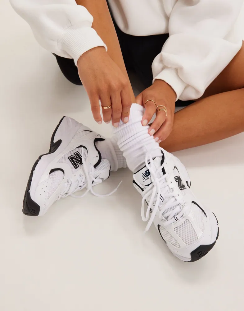 New Balance Shoes 530